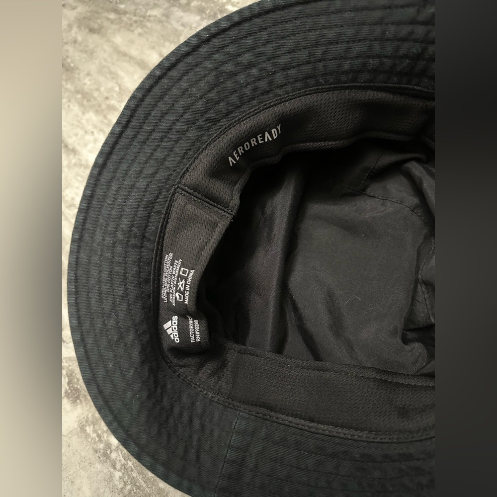 Adidas Black Bucket Hat - Picture 4 of 5